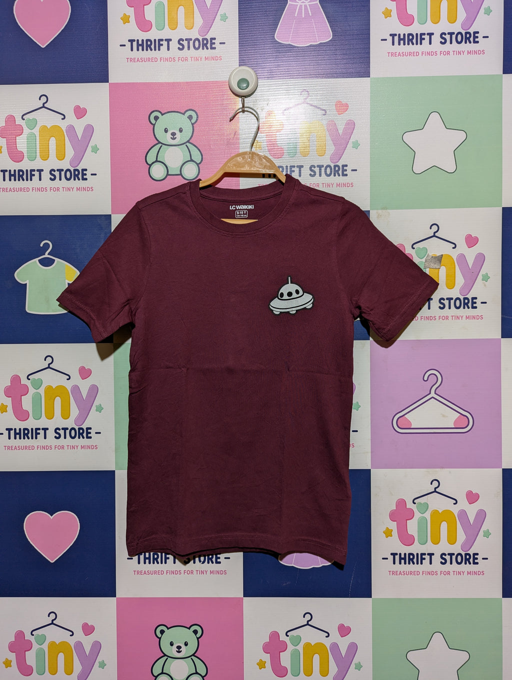 LC Waikiki Boys Burgundy "They Came From Space" Graphic Tee - Size Estimated Age 9-10 Years AB2