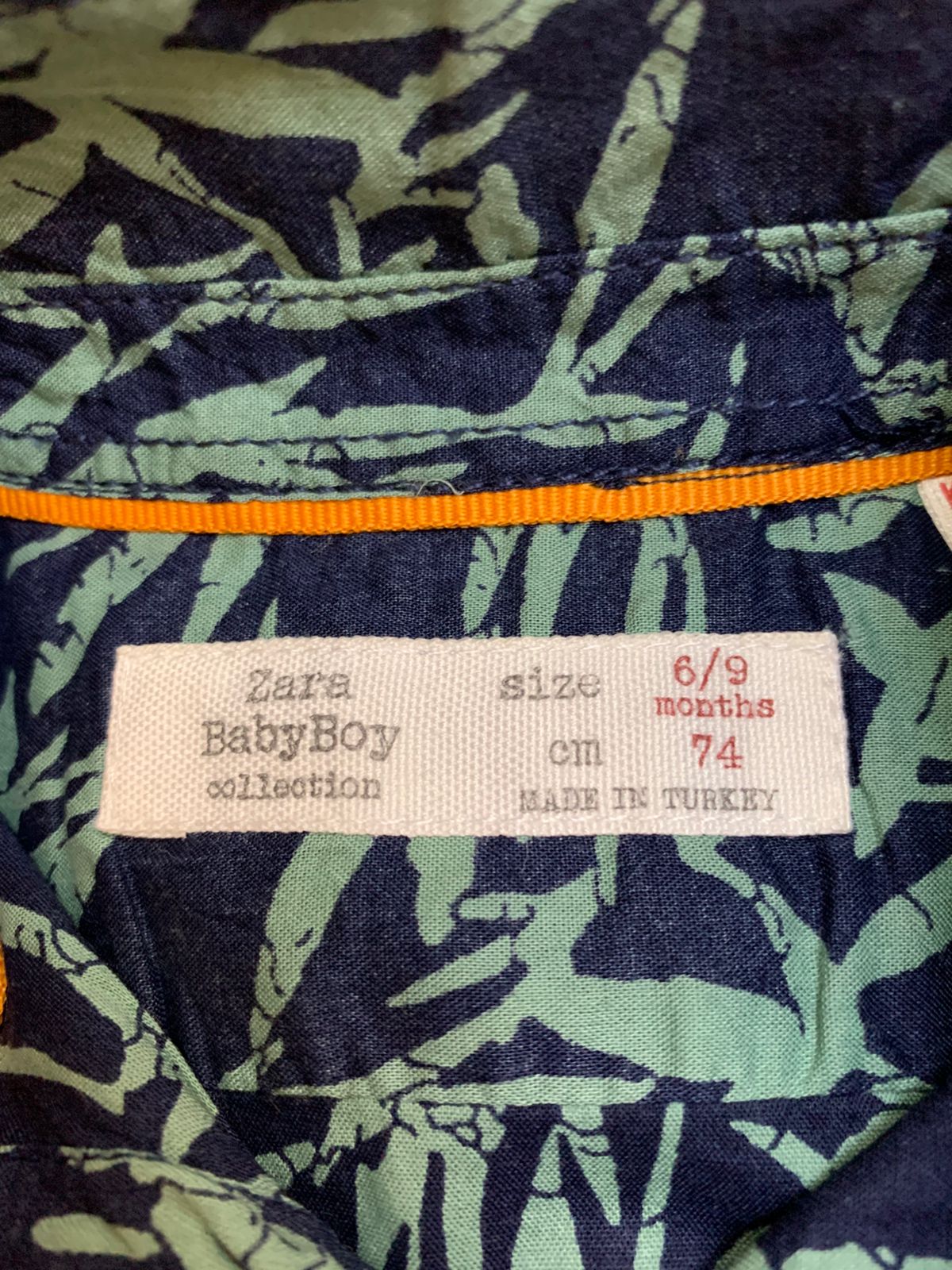 ZARA Baby Boy Bamboo Print Short Sleeve Button-Down Shirt – Size 6/9 Months (Pre-loved) AB1