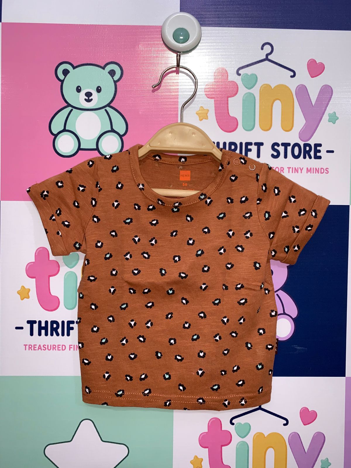 HEMA Baby Organic Cotton Terracotta Leopard Print T-Shirt - Size 56 (0-2M) AB1