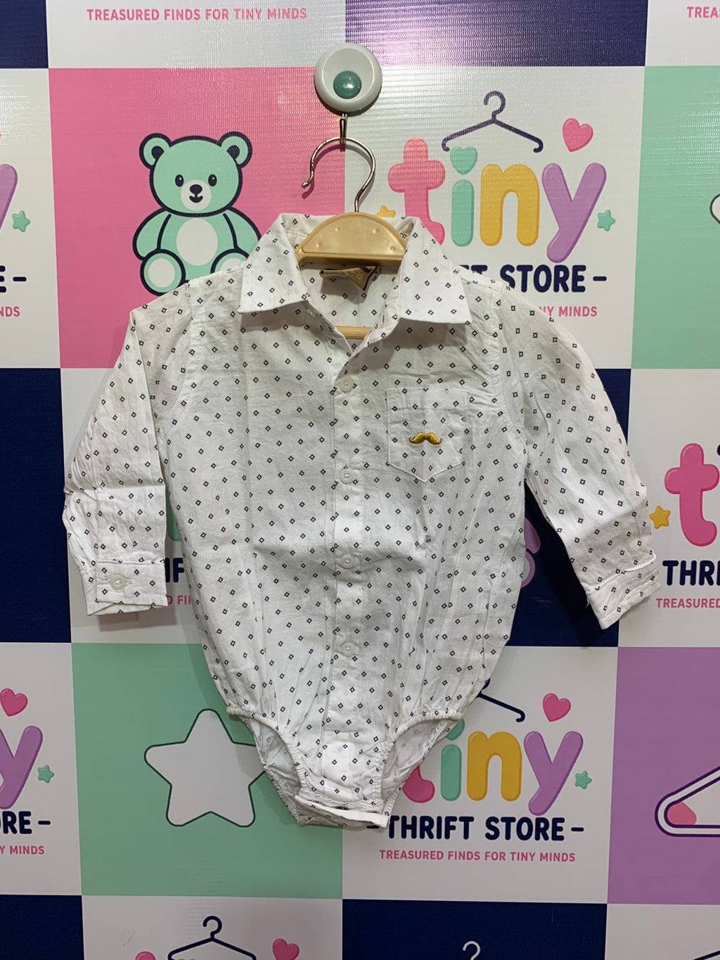 Little Gent White Geometric Print Long Sleeve Button-Down Bodysuit Shirt Size: 6–12 Months AB1