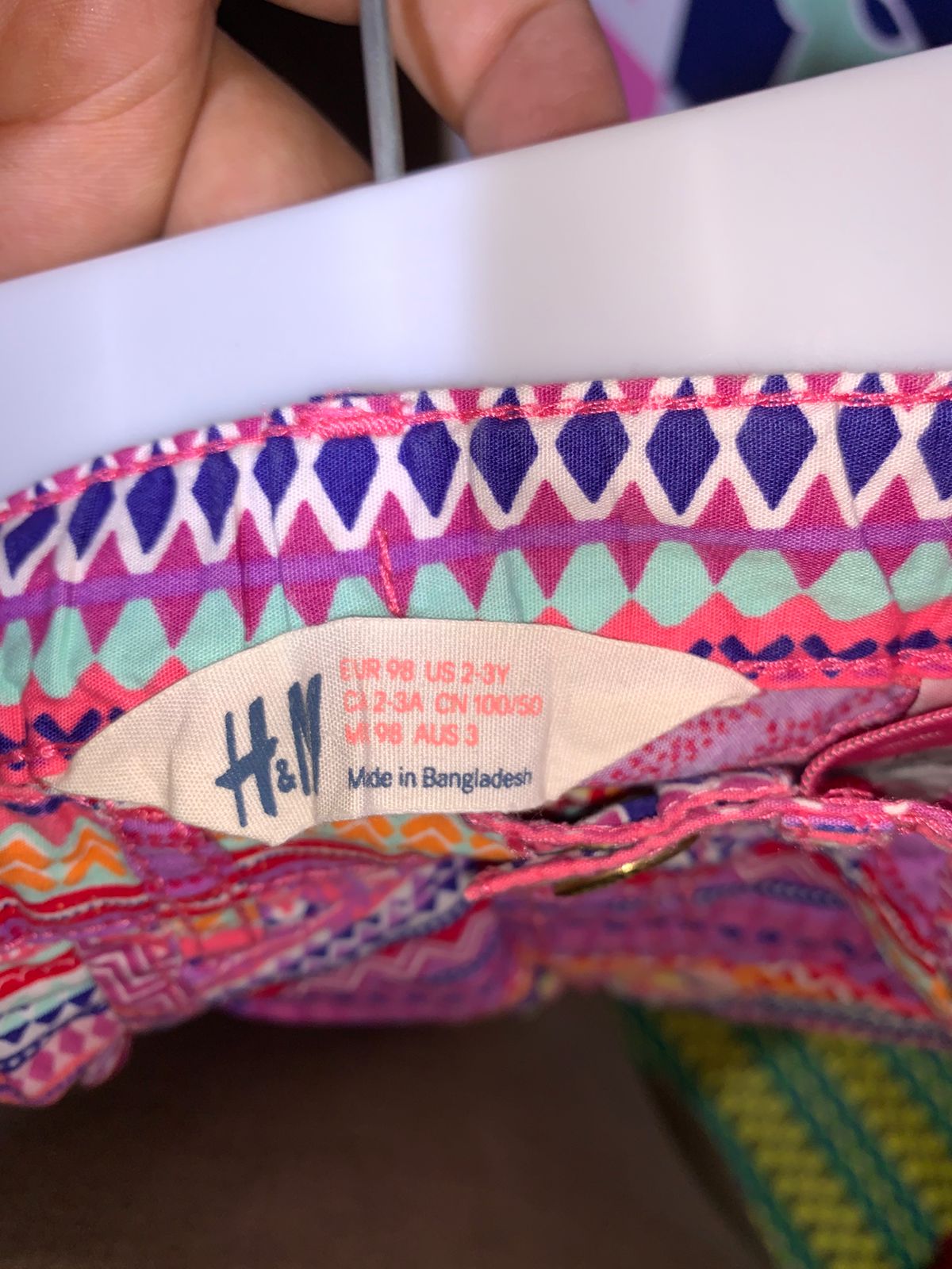 Title: H&M Kids Vibrant Aztec Geometric Print Shorts - Size 2-3 Years (EUR 98) AB1