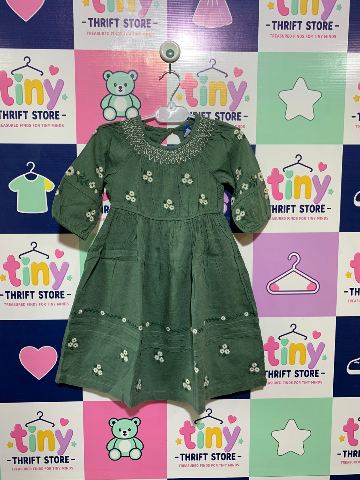 Old Navy Toddler Girls Embroidered Smocked Dress - Size 3T AB1
