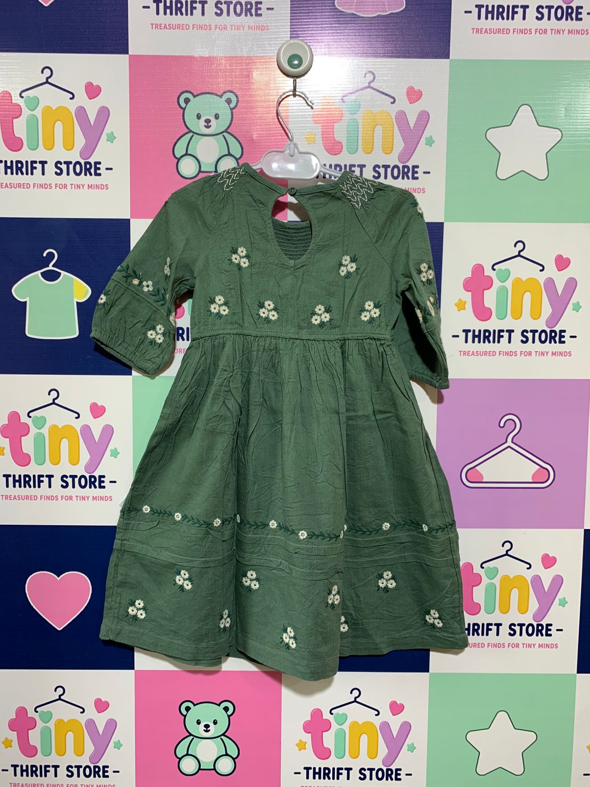 Old Navy Toddler Girls Embroidered Smocked Dress - Size 3T AB1