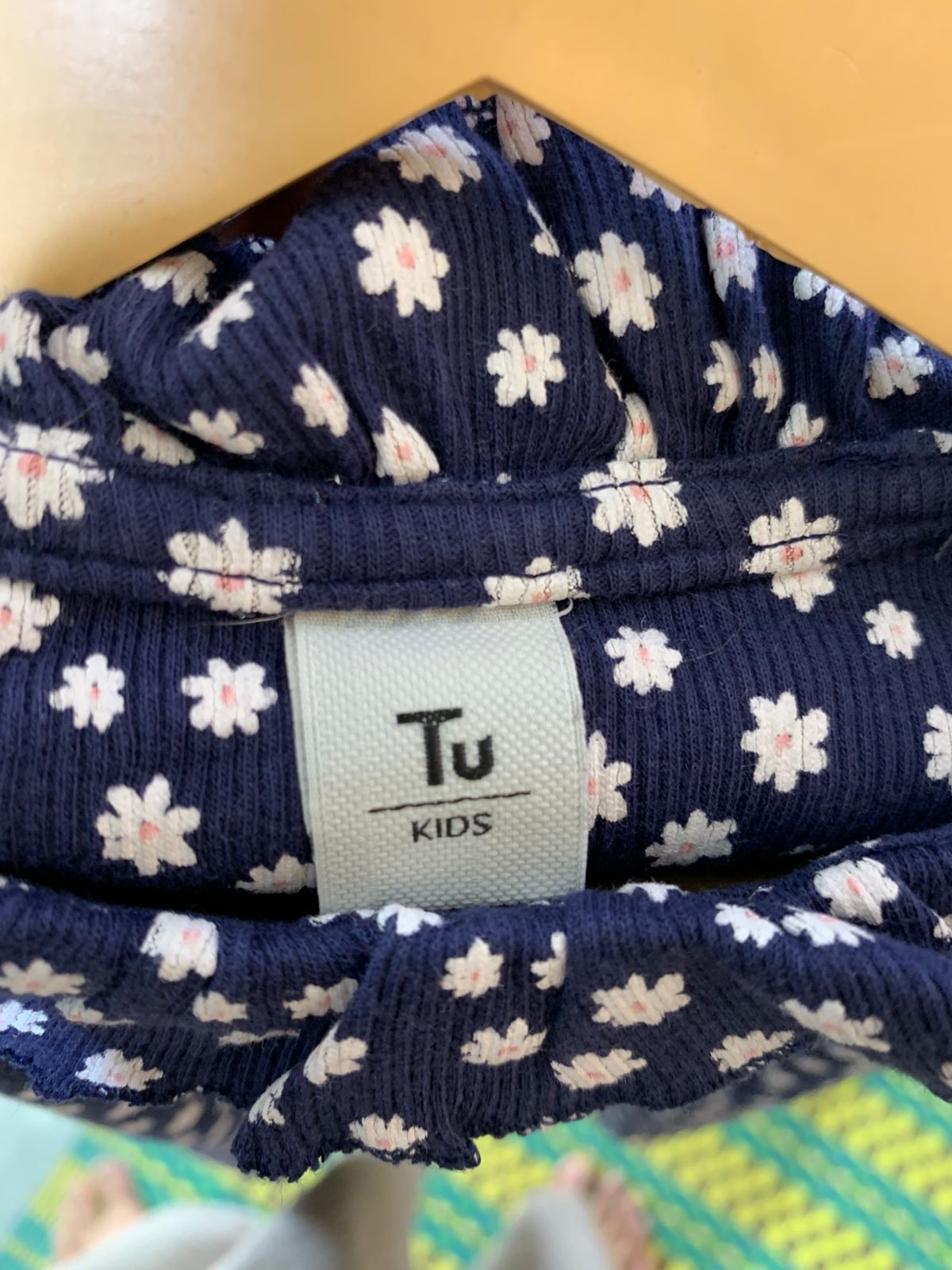 Tu Kids Navy Daisy Print Ruffle Neck Ribbed Top - Size 4-5 Years AB1