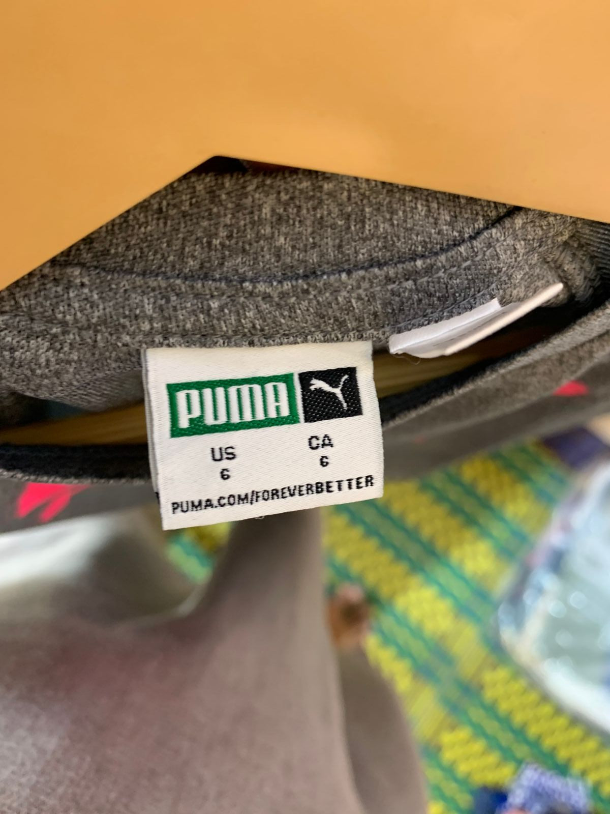Puma Kids Heather Grey Performance Tee with Neon Pink Logo - Size 6 AB1