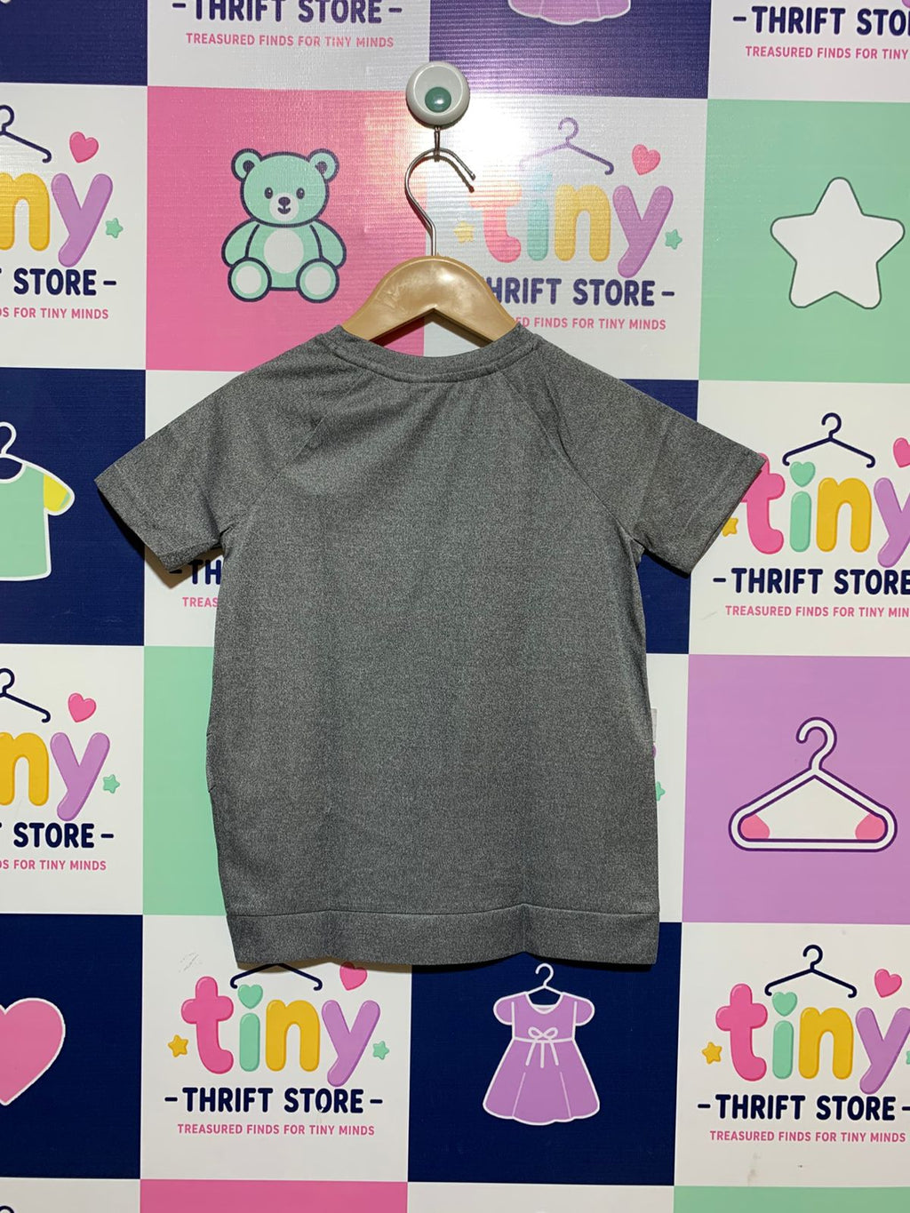 Puma Kids Heather Grey Performance Tee with Neon Pink Logo - Size 6 AB1