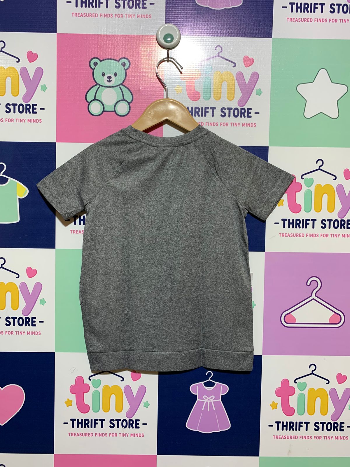 Puma Kids Heather Grey Performance Tee with Neon Pink Logo - Size 6 AB1