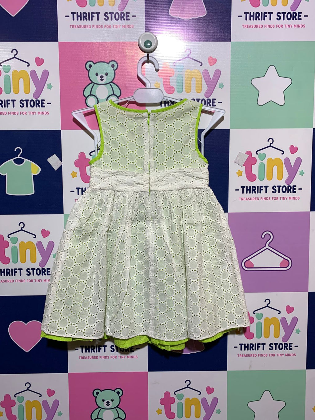 Aphorism Girls' Lime Green & White Eyelet Lace Dress - Size 4-5 Years AB1