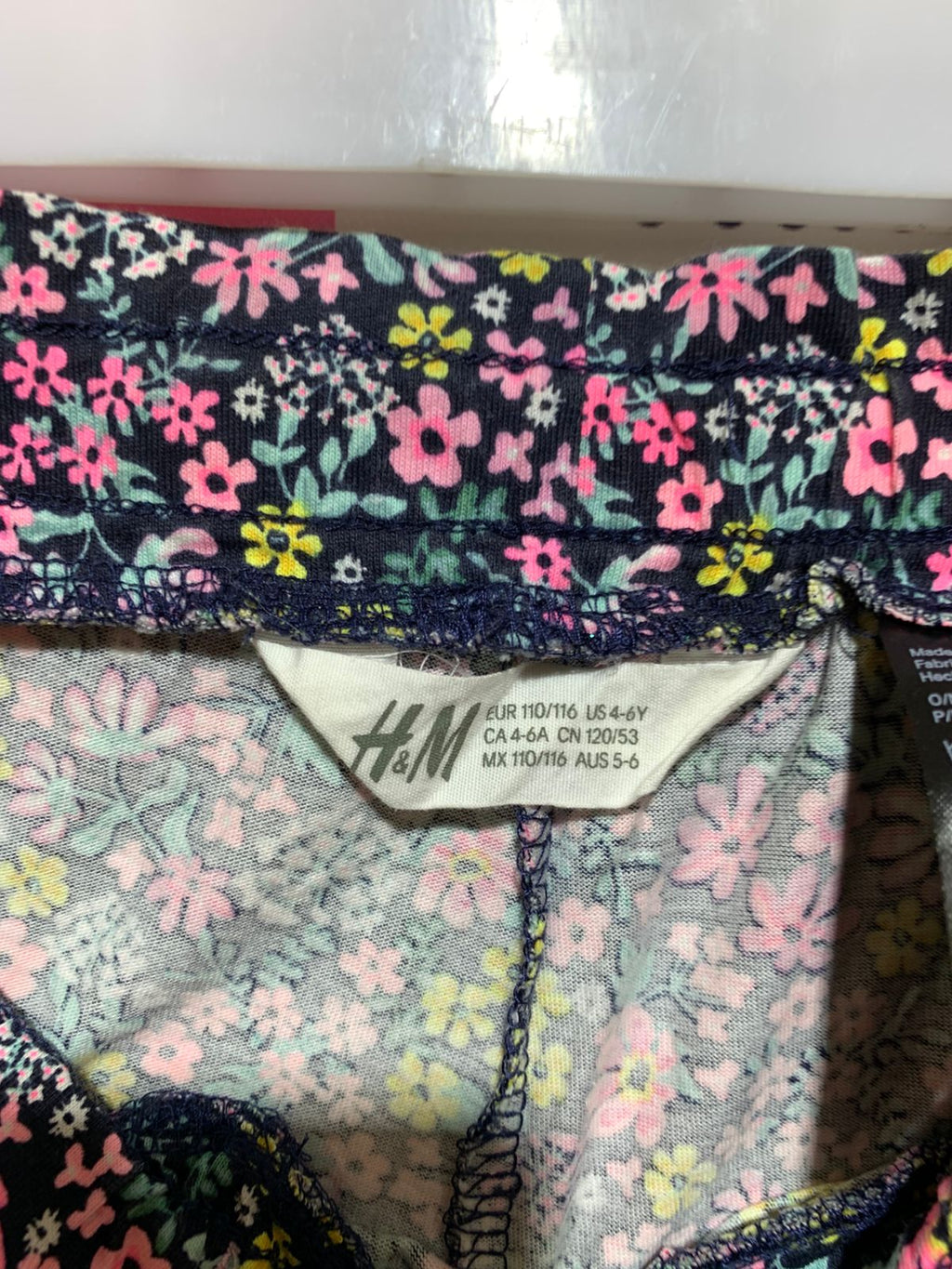 H&M Girls' Navy Blue Ditsy Floral Jersey Shorts - Size 4-6 Years AB1