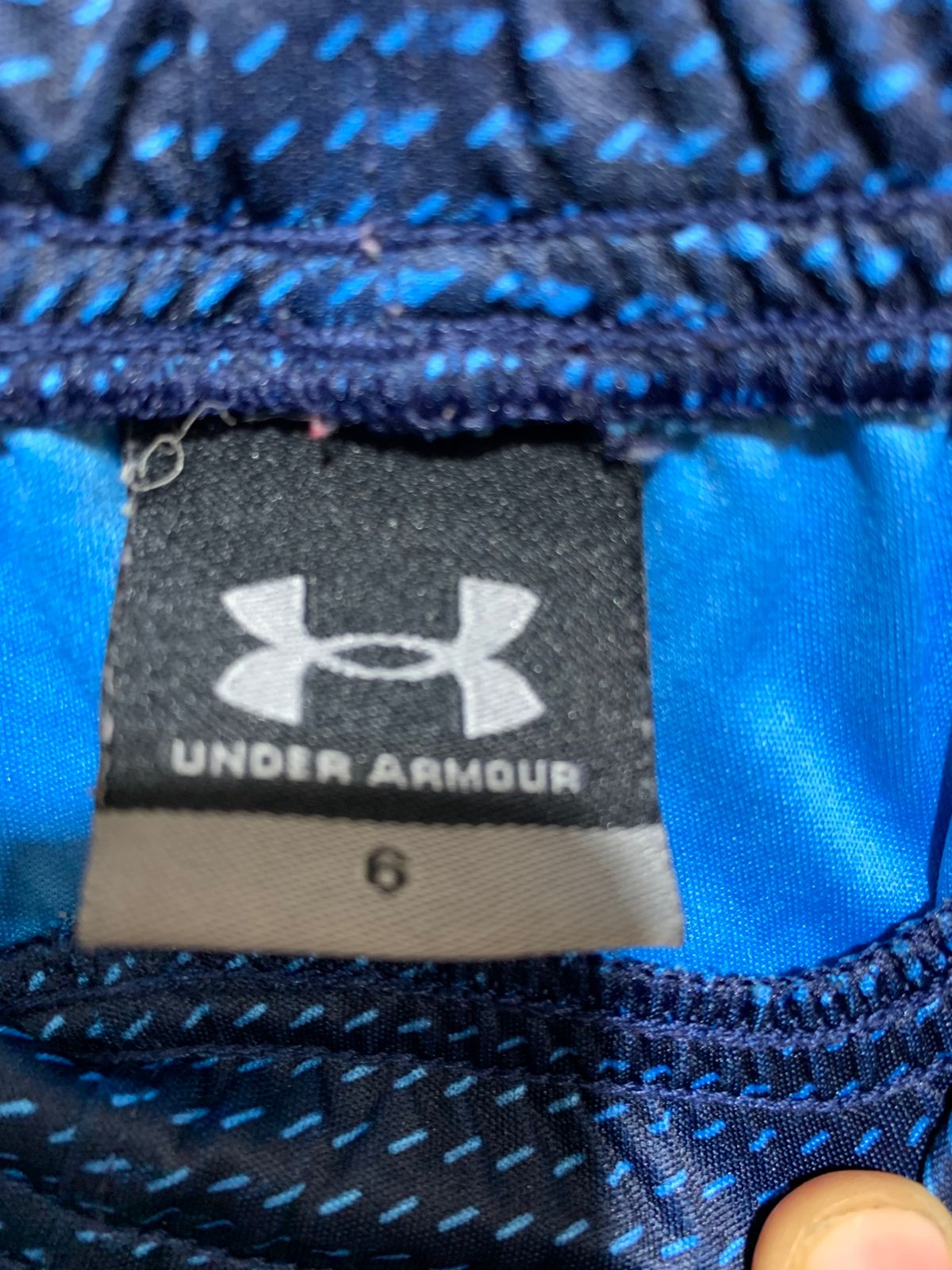 Under Armour Boys' Navy & Neon Printed Athletic Shorts - Size 6 AB1