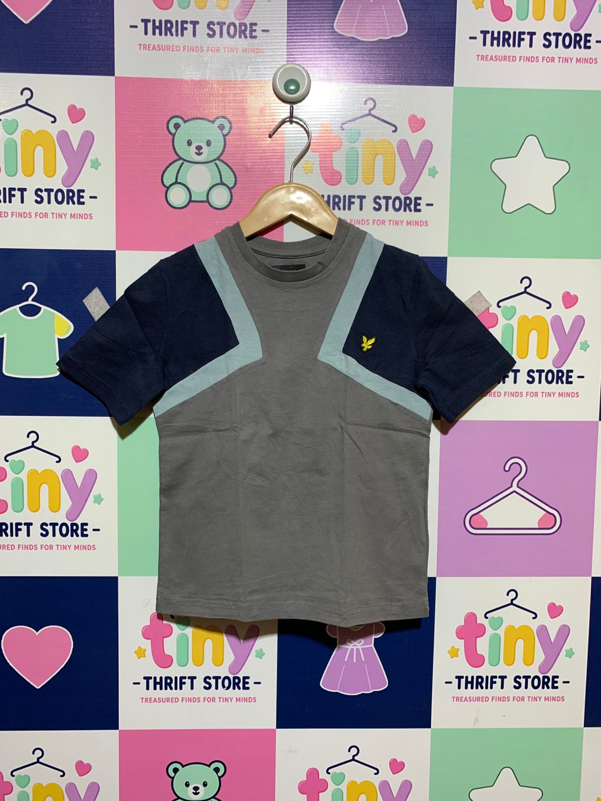 Lyle & Scott Junior Colorblock T-Shirt - Size 5/6 (Estimated 5-6 Years) AB1