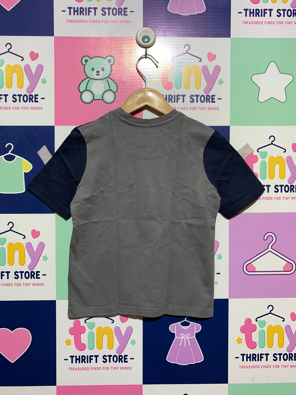 Lyle & Scott Junior Colorblock T-Shirt - Size 5/6 (Estimated 5-6 Years) AB1