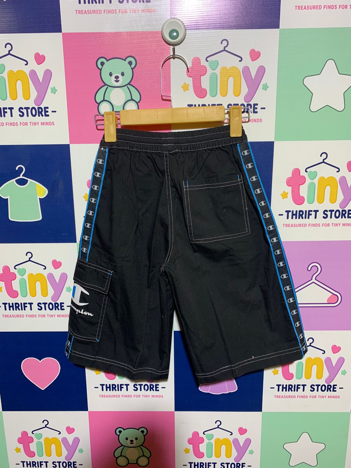 Champion Boys Authentic Athletic Apparel Black Cargo Board Shorts - Size Estimated Age 8-9 Years AB1