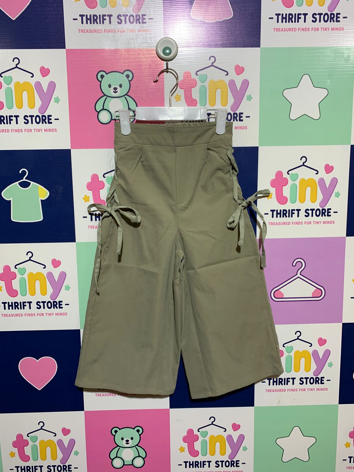 Ikka Girls Sage Green Lace-Up Wide Leg Culottes - Size Estimated Age 6–7 Years AB1