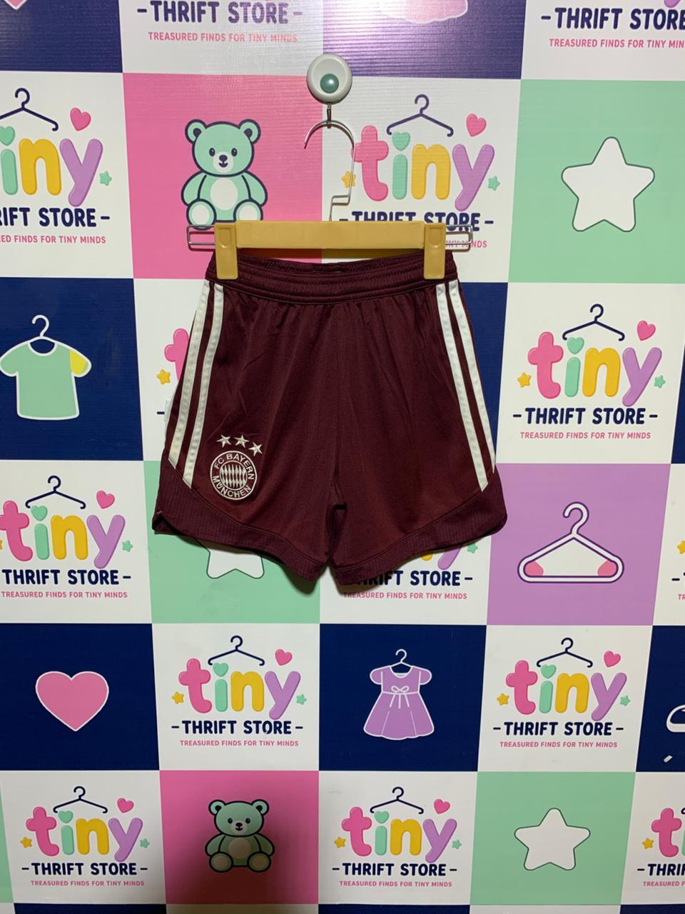 Adidas Boys Maroon FC Bayern Munich ClimaCool Athletic Shorts - Size Estimated Age 9-10Y AB1