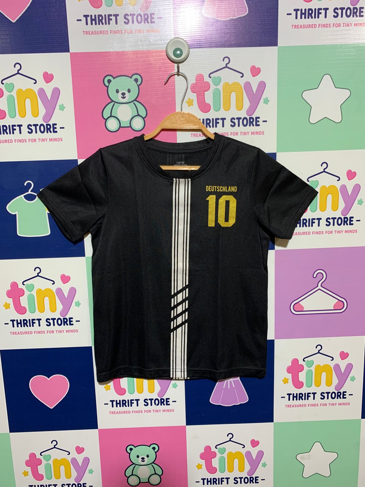 Deutschland Boys Black "10" Graphic Short Sleeve Sports Jersey - Size Estimated Age 8-10 Years AB1