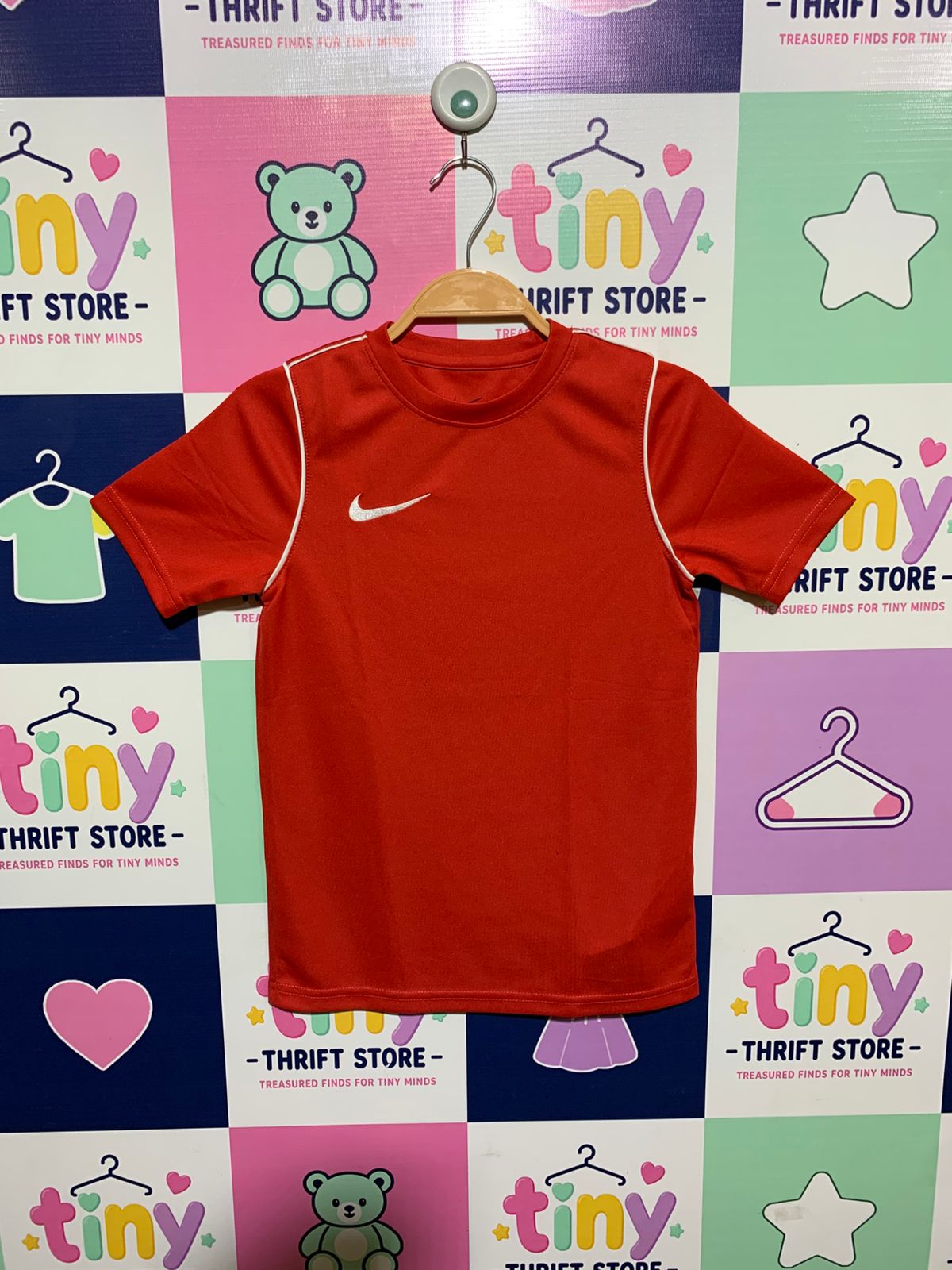 Nike Boys Vibrant Red "Dri-FIT" Short Sleeve Performance Jersey - Size Estimated Age 8-10 Years AB1