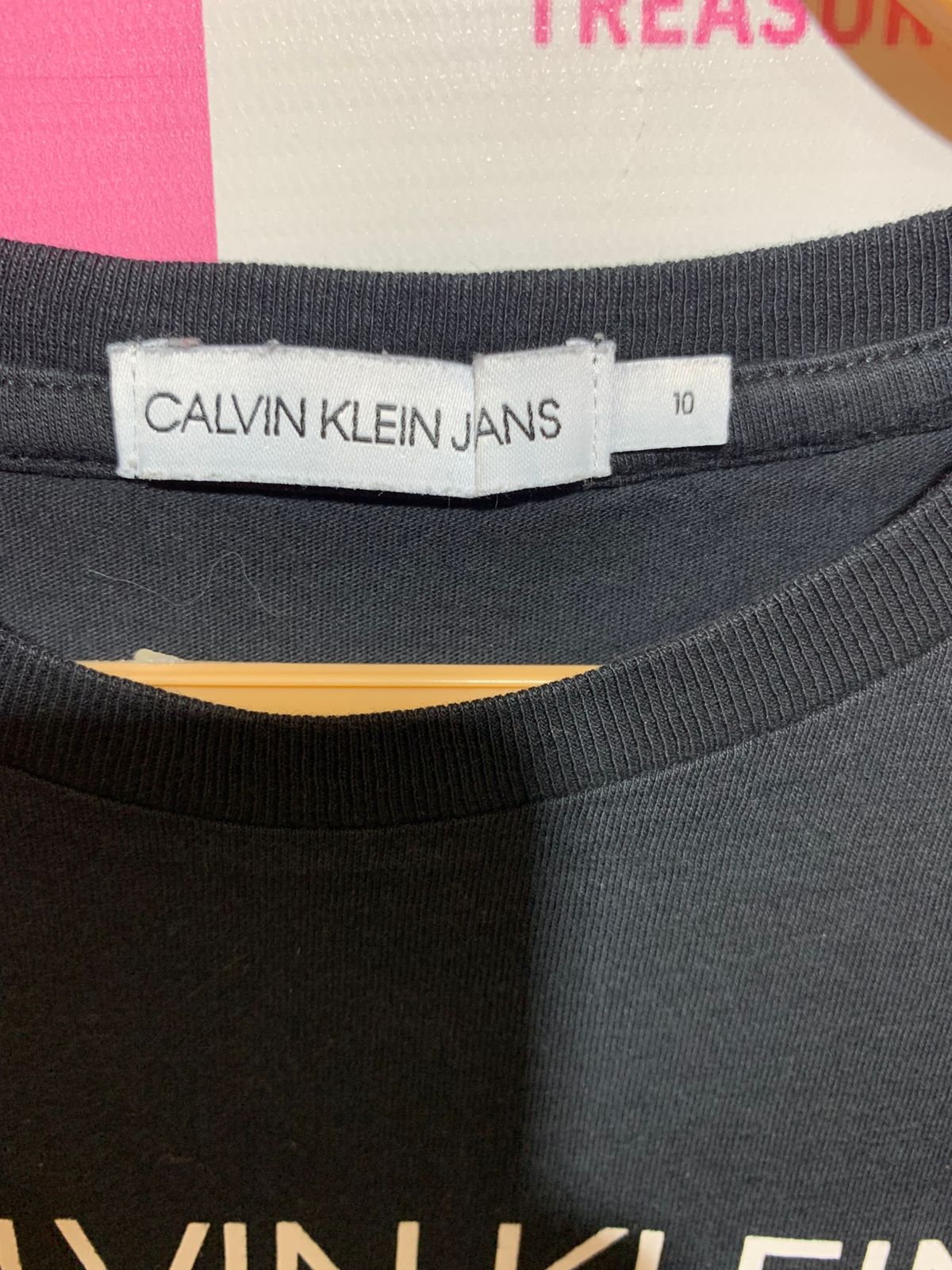 Calvin Klein Jeans Boys Solid Black Logo Graphic Short Sleeve Tee - Size Estimated Age 10 Years AB1