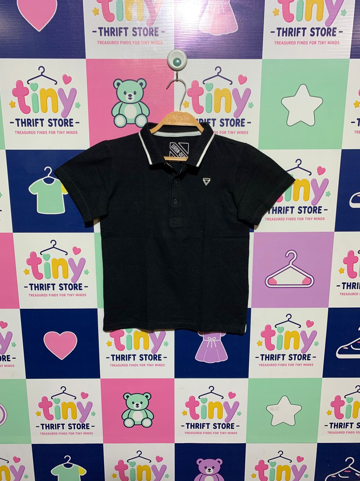 URBN-DEPT Boys Classic Black Pique Polo Shirt with Tipped Collar - Size Estimated Age 9 Years AB1