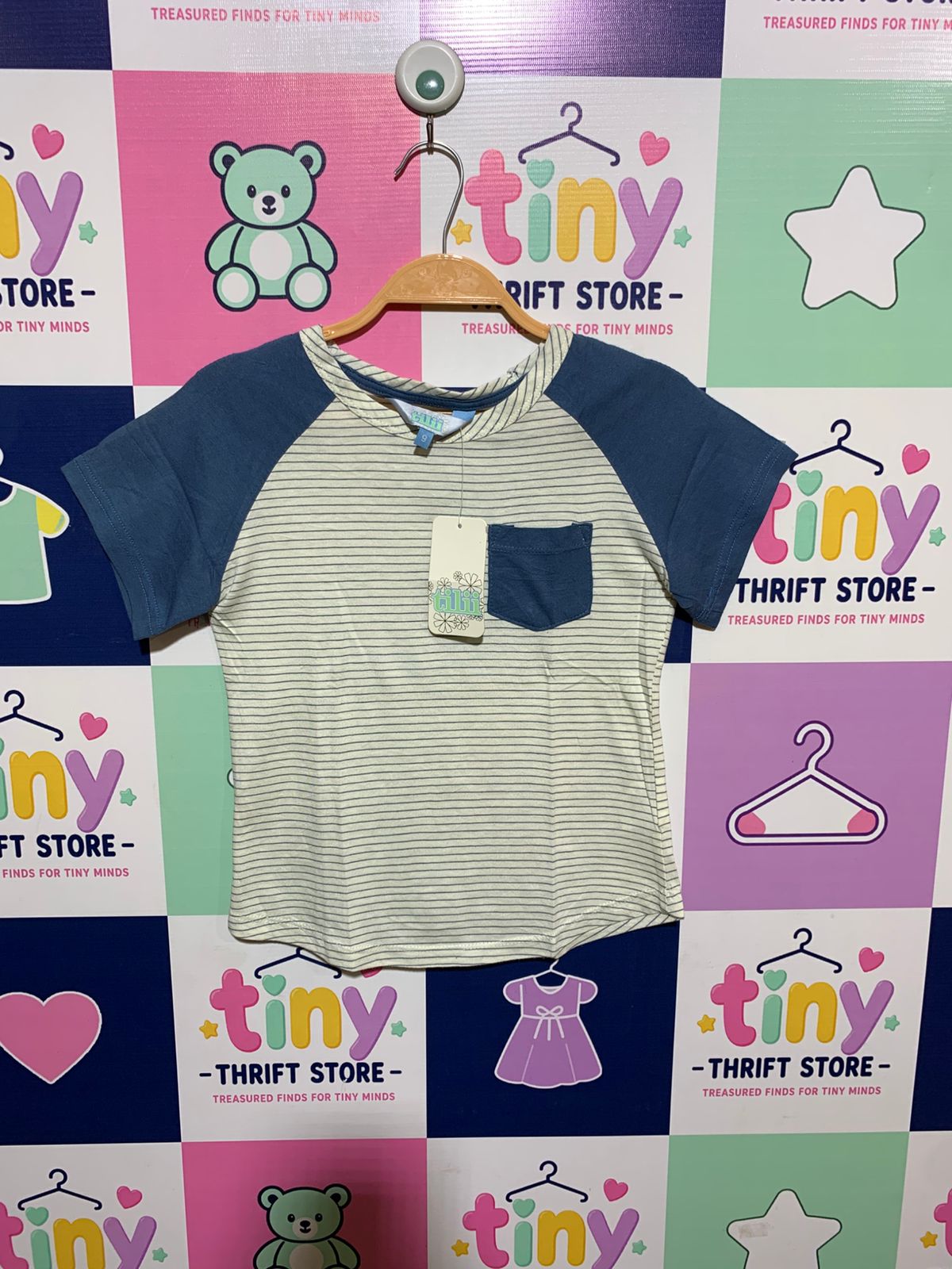 Tilii Boys Cream & Navy Striped Raglan Pocket Tee - Size Estimated Age 9 Years AB1