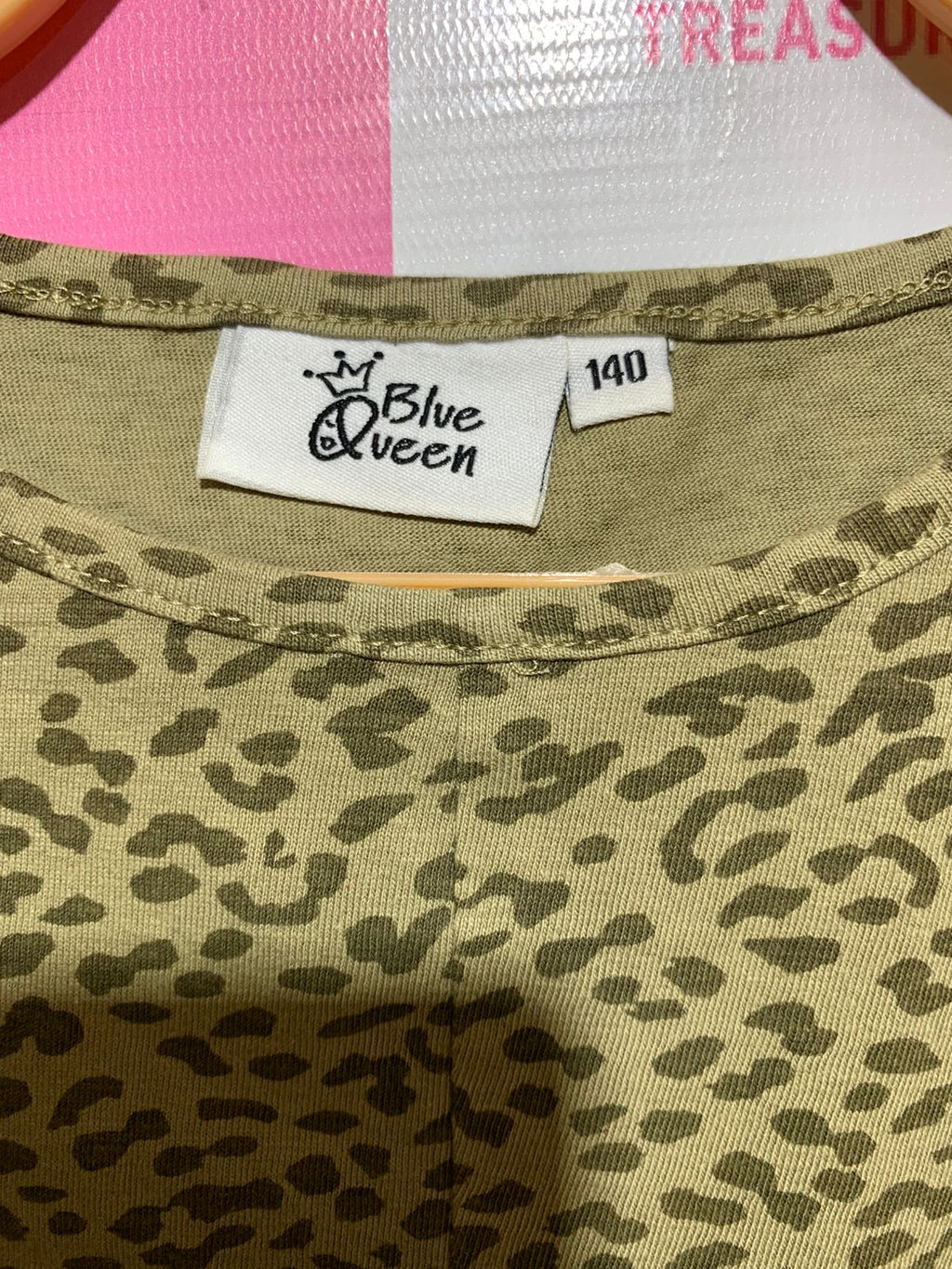Blue Queen Girls Olive Leopard Print Knotted Front Crop Tee - Size 140 (Estimated Age 9-10Y) AB1
