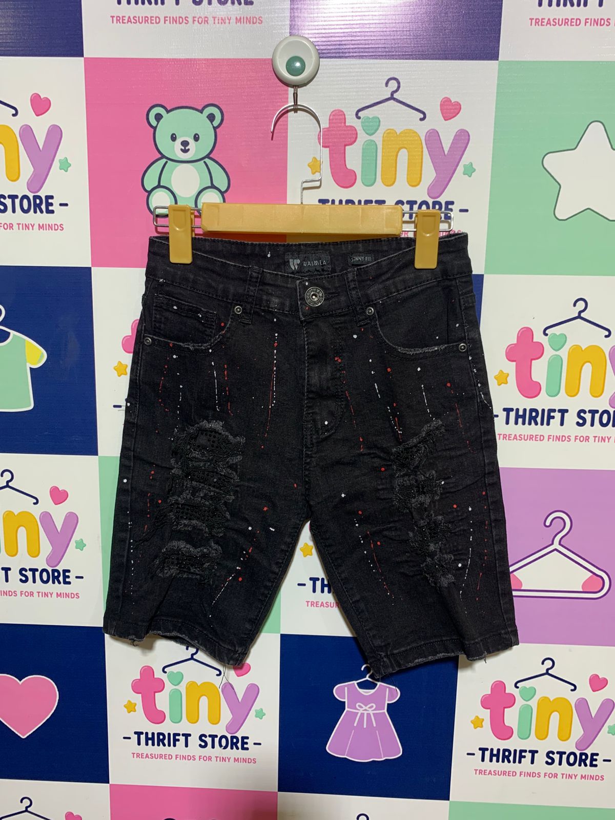 Waimea Boys "Skinny Fit" Black Distressed Denim Shorts with Paint Splatter - Size Estimated Age 10 Years AB1