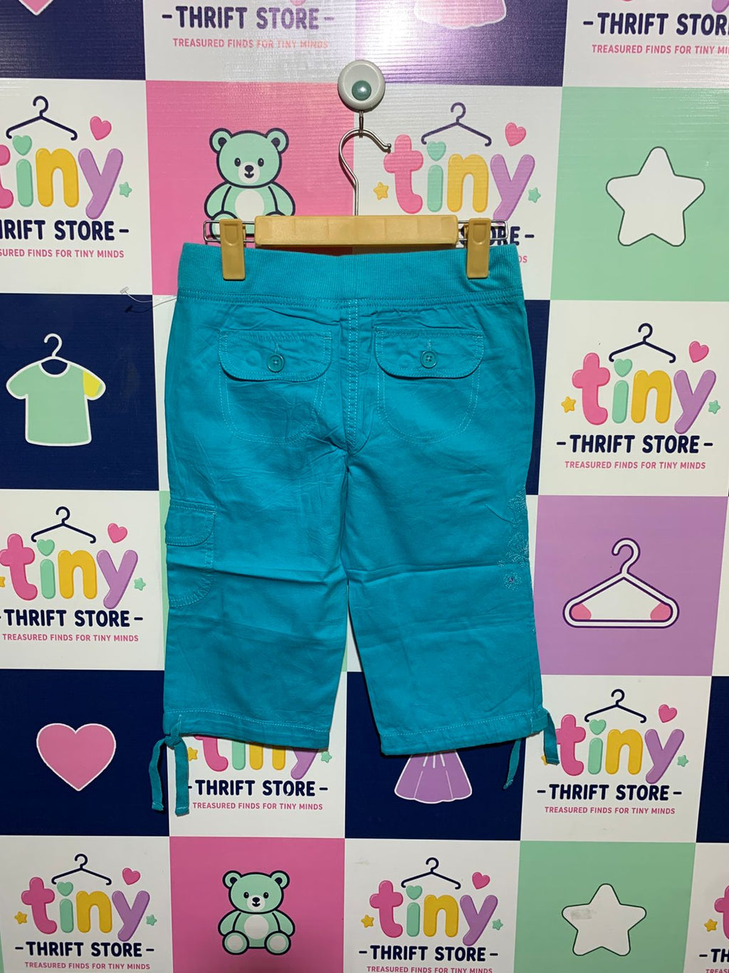 SO Girls Vibrant Turquoise Cotton Capri Cargo Pants with Floral Embroidery - Size Estimated Age 10 Years AB1