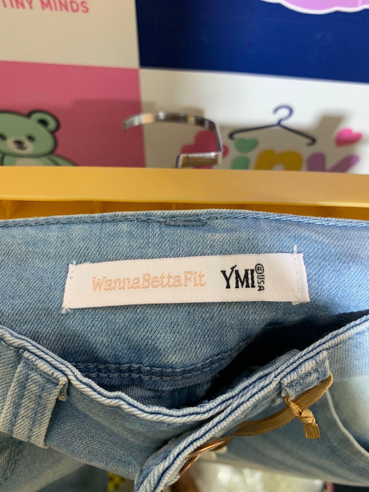 YMI Girls "WannaBettaFit" Light Wash Distressed Skinny Jeans - Size 10 AB1