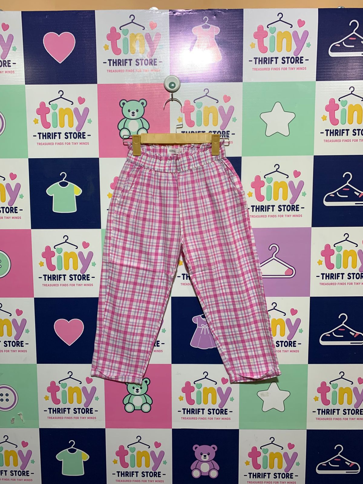 Outfitters Girls Pink and White Gingham Plaid Paperbag Trousers - Size Estimated Age 8-9 Years AB1