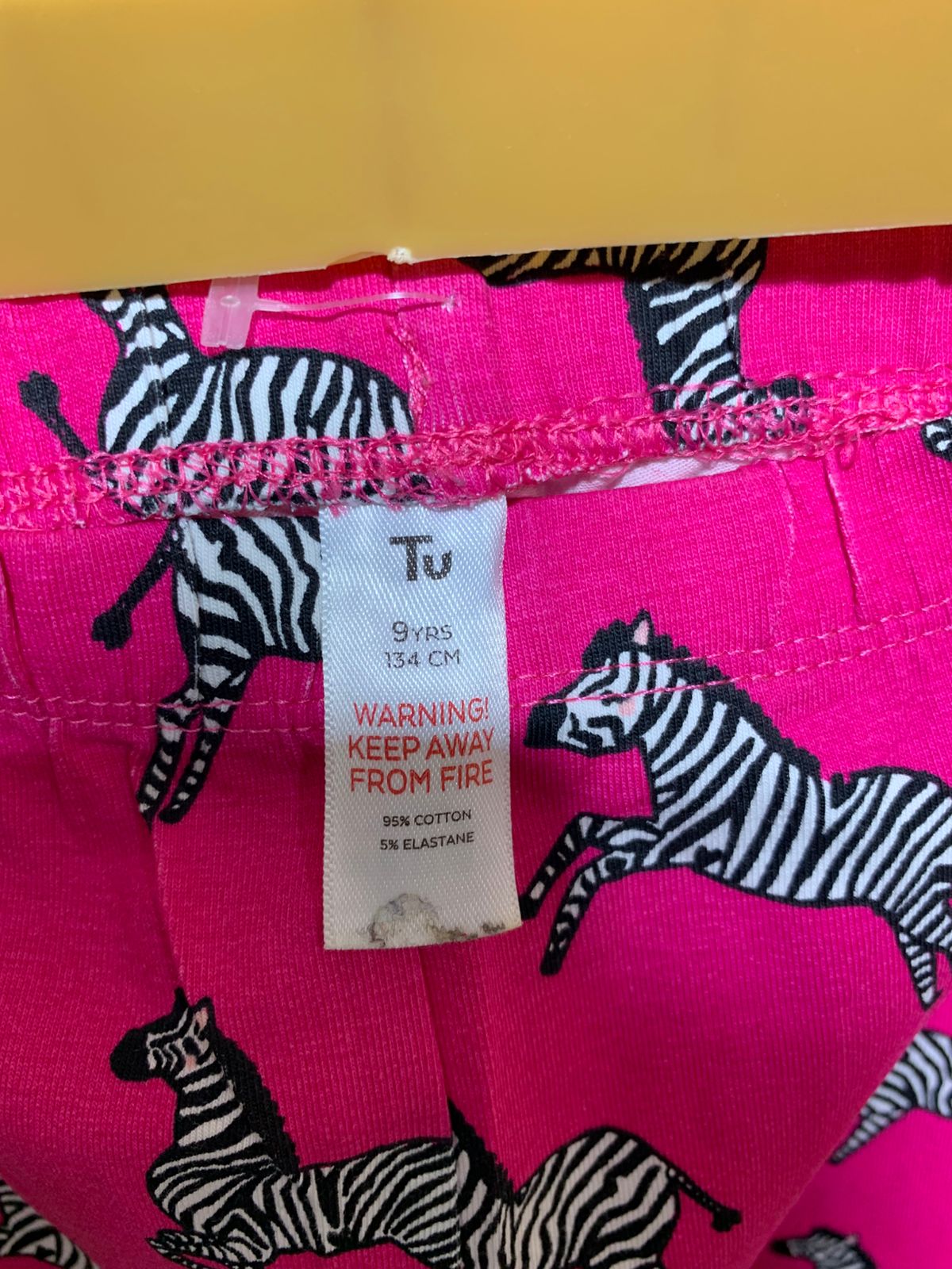 Tu Girls Vibrant Pink "Dancing Zebra" Print Leggings - Size Estimated Age 9 Years AB1