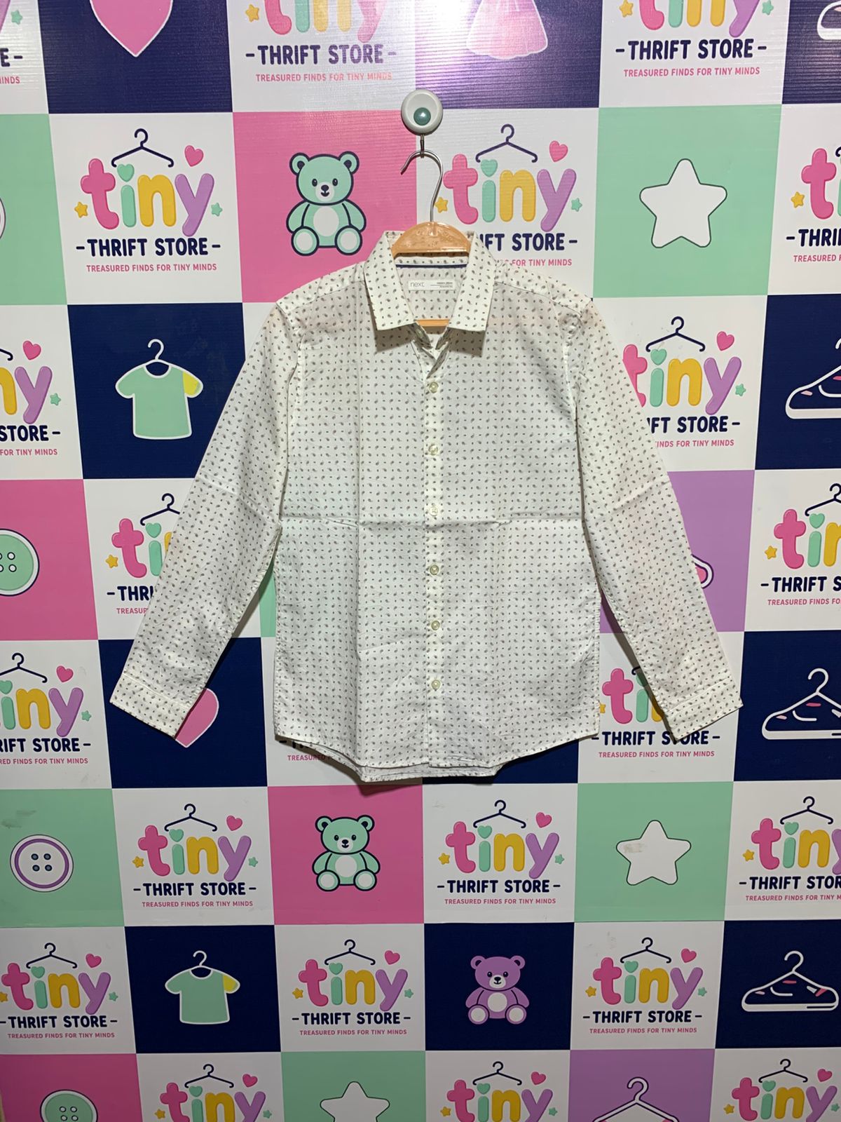Next Boys "Original Brand" White Paisley Long Sleeve Button-Down Shirt - Size Estimated Age 11Y AB1