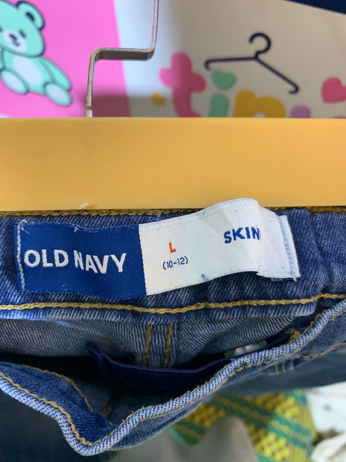 Old Navy Kids Built-In Flex Skinny Pull-On Jeans - Size L (10-12) (Estimated Age 10-12 Years) AB1
