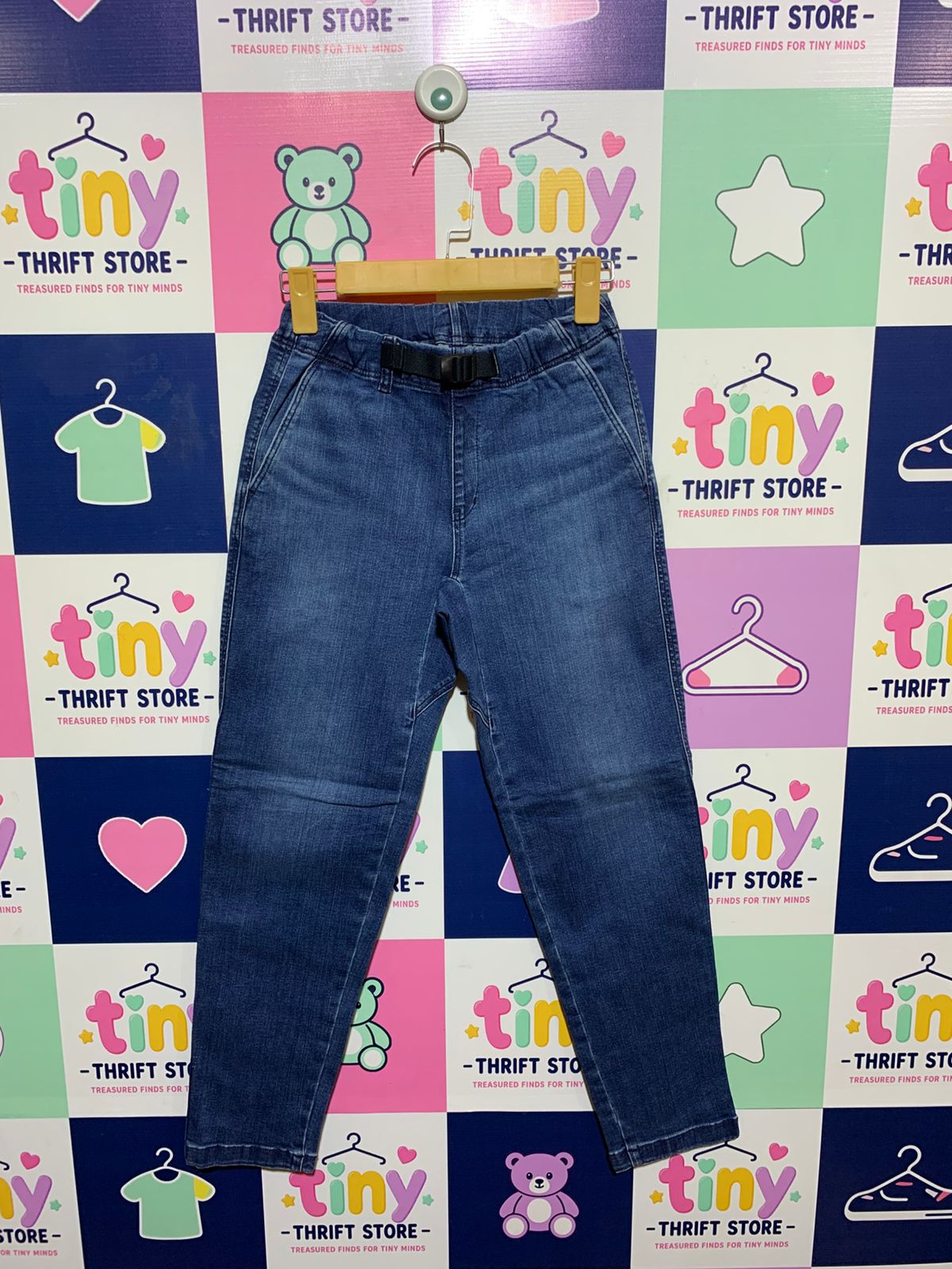 UNIQLO Kids Easy-Fit Utility Denim Pants with Built-In Buckle Belt - Size 150 (Estimated Age 11-12Y) AB1