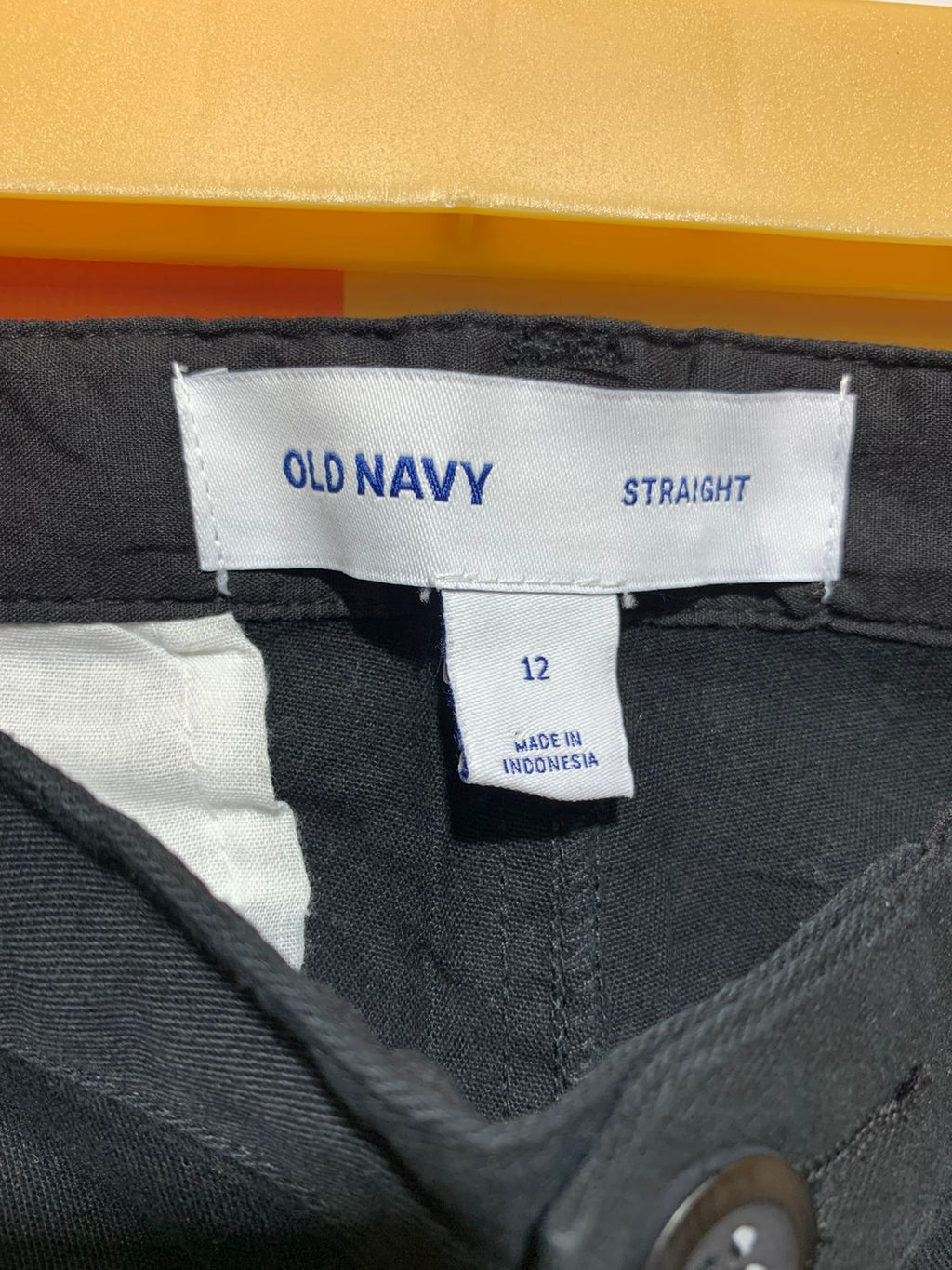 Old Navy Boys Classic Black Straight-Leg Chino Pants - Size 12 (Estimated Age 11-12Y) AB1