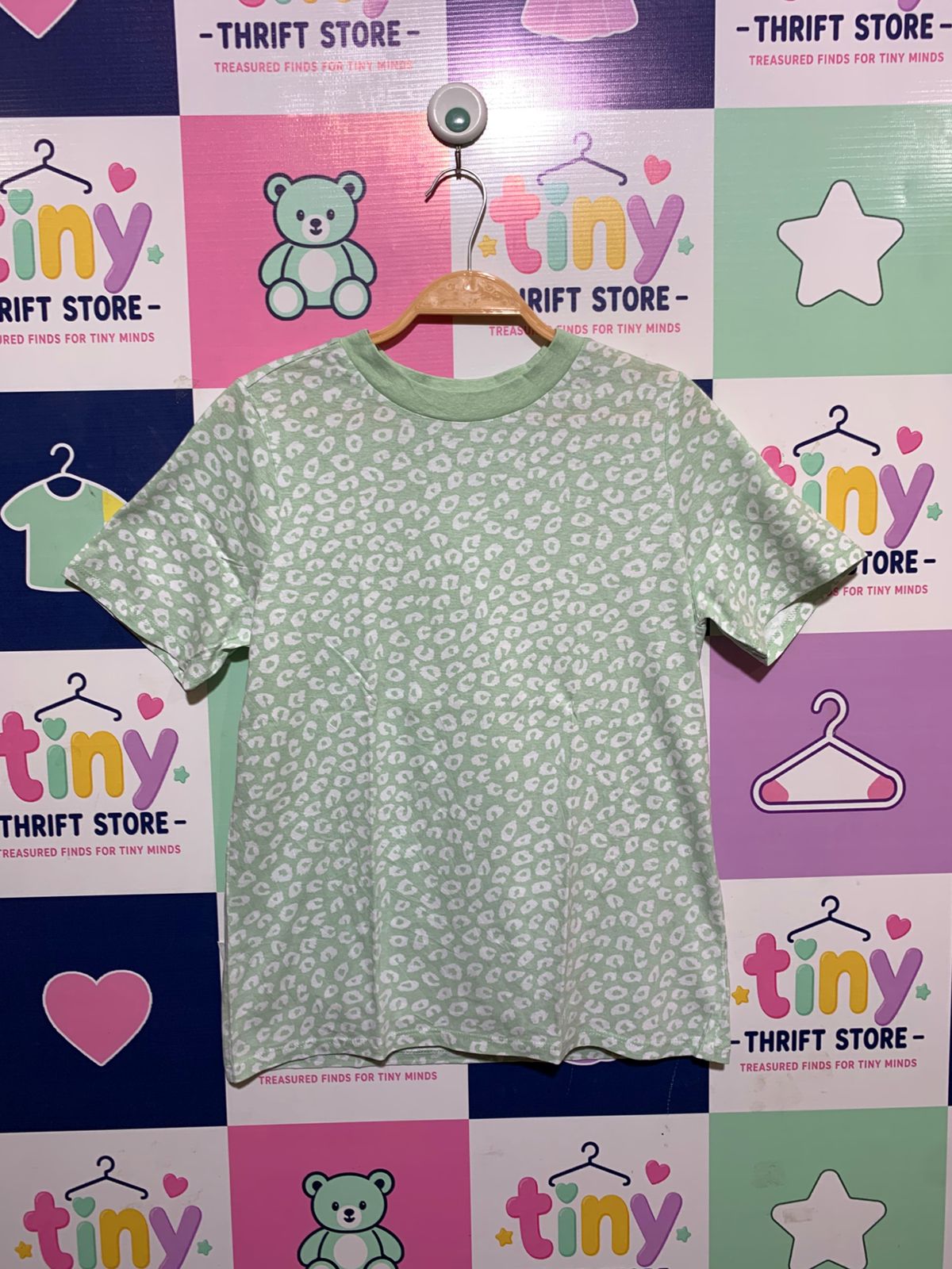 Primark Cares Girls Sage Green Animal Print Relaxed Fit Tee - Size 2XS Estimated Age 10-12 Years AB1