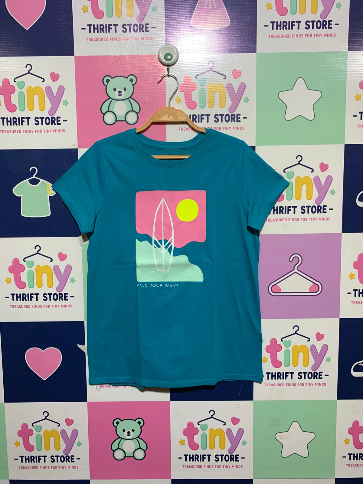 Cat & Jack Girls Teal Blue "Find Your Wave" Surfboard Graphic Tee - Size XL (14) Estimated Age 13-14 Years AB1