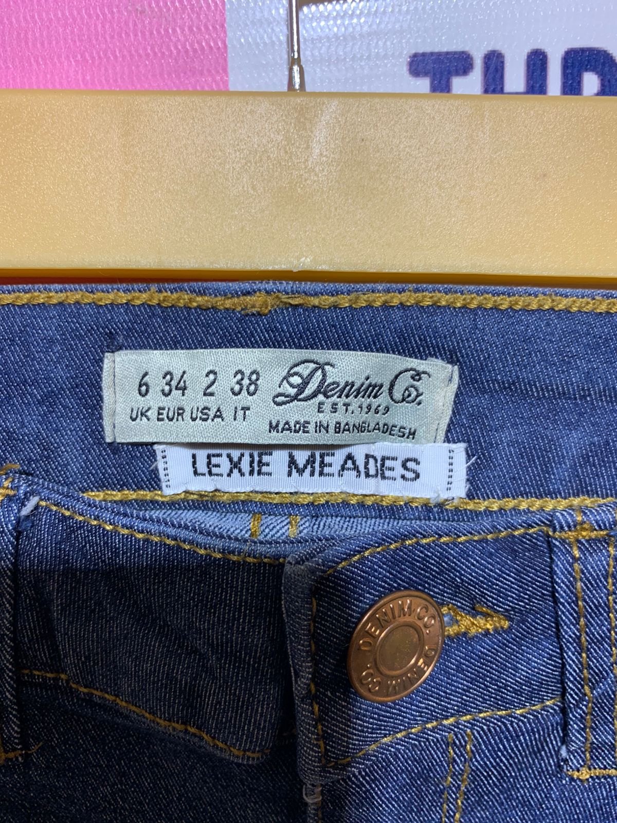 Denim Co. Girls Classic Mid-Wash Cuffed Jean Shorts - Size USA 2 Estimated Age 6-7 Years AB1