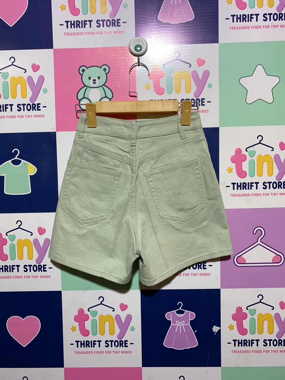 H&M Divided Girls Pastel Sage Green High-Waisted Denim Shorts - Size US 0 Estimated Age 13-15 Years AB1